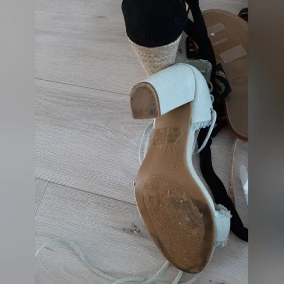 Sandals - Picture 4 of 4